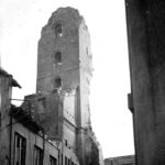 La Torre civica distrutta dalle mine tedesca durante la ritirata. Biblioteca Civica , fondo Baldazzi.